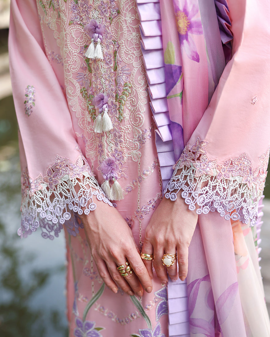 Mushq | The Secret Garden Lawn | Moonpetal