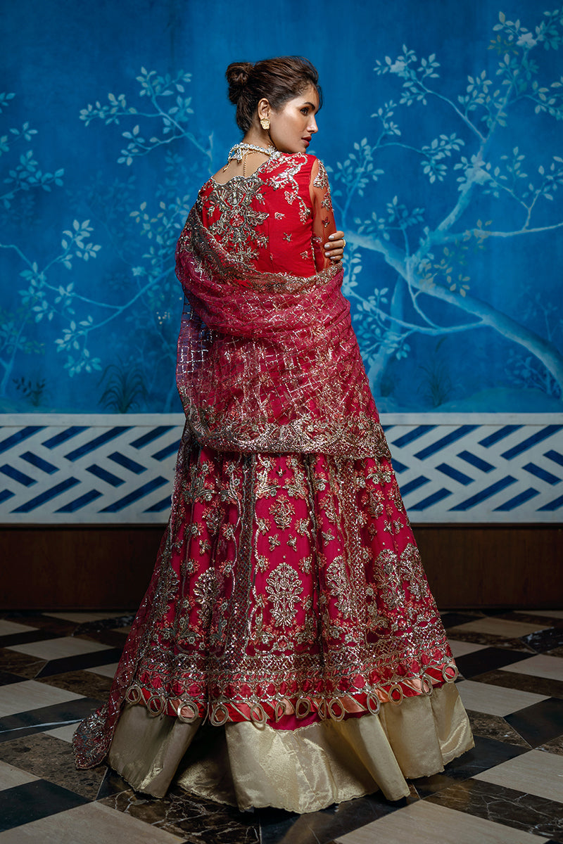 Mushq | Stargust Wedding Collection 24 | Red Carpet