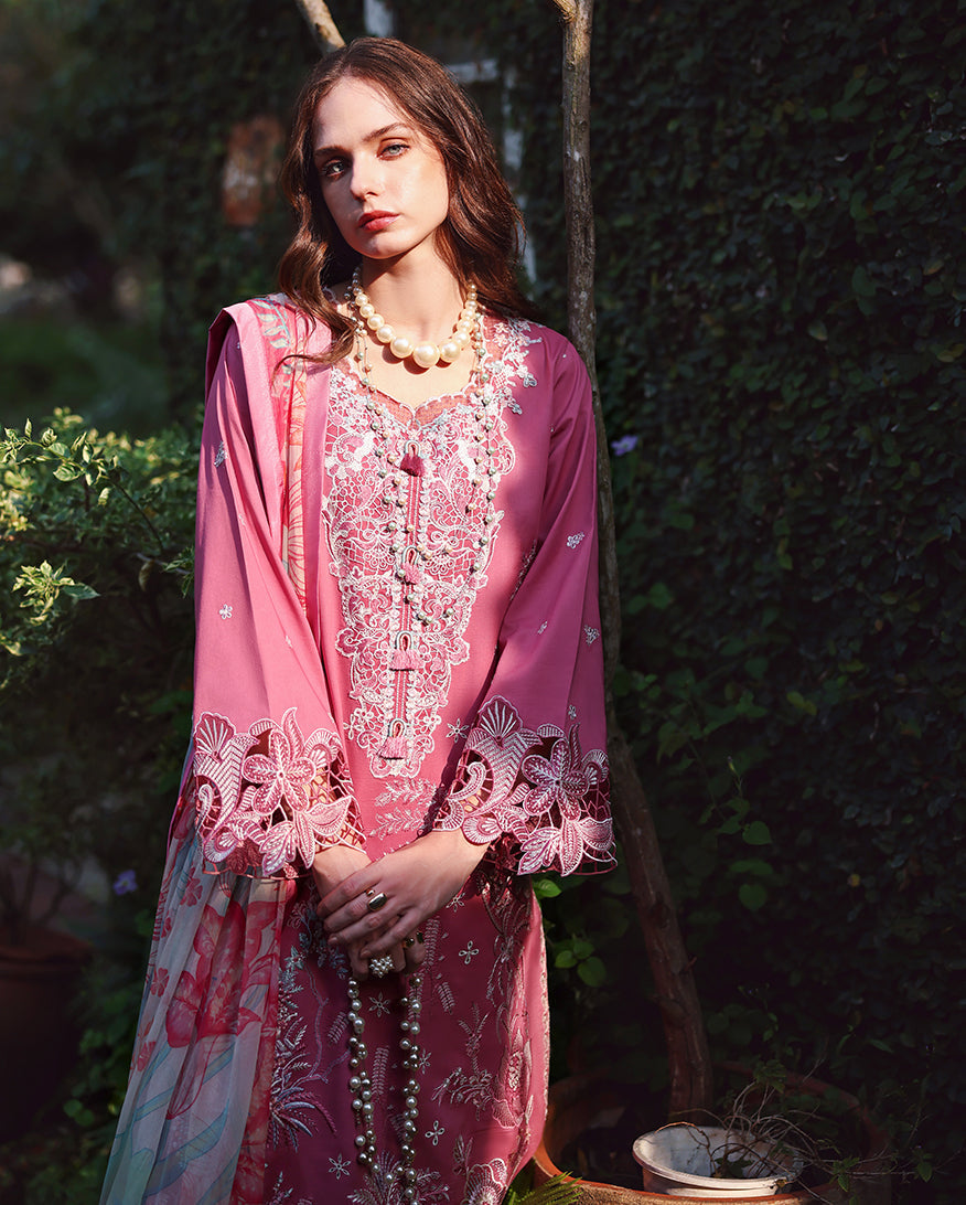 Mushq | The Secret Garden Lawn | Mystic Camellia