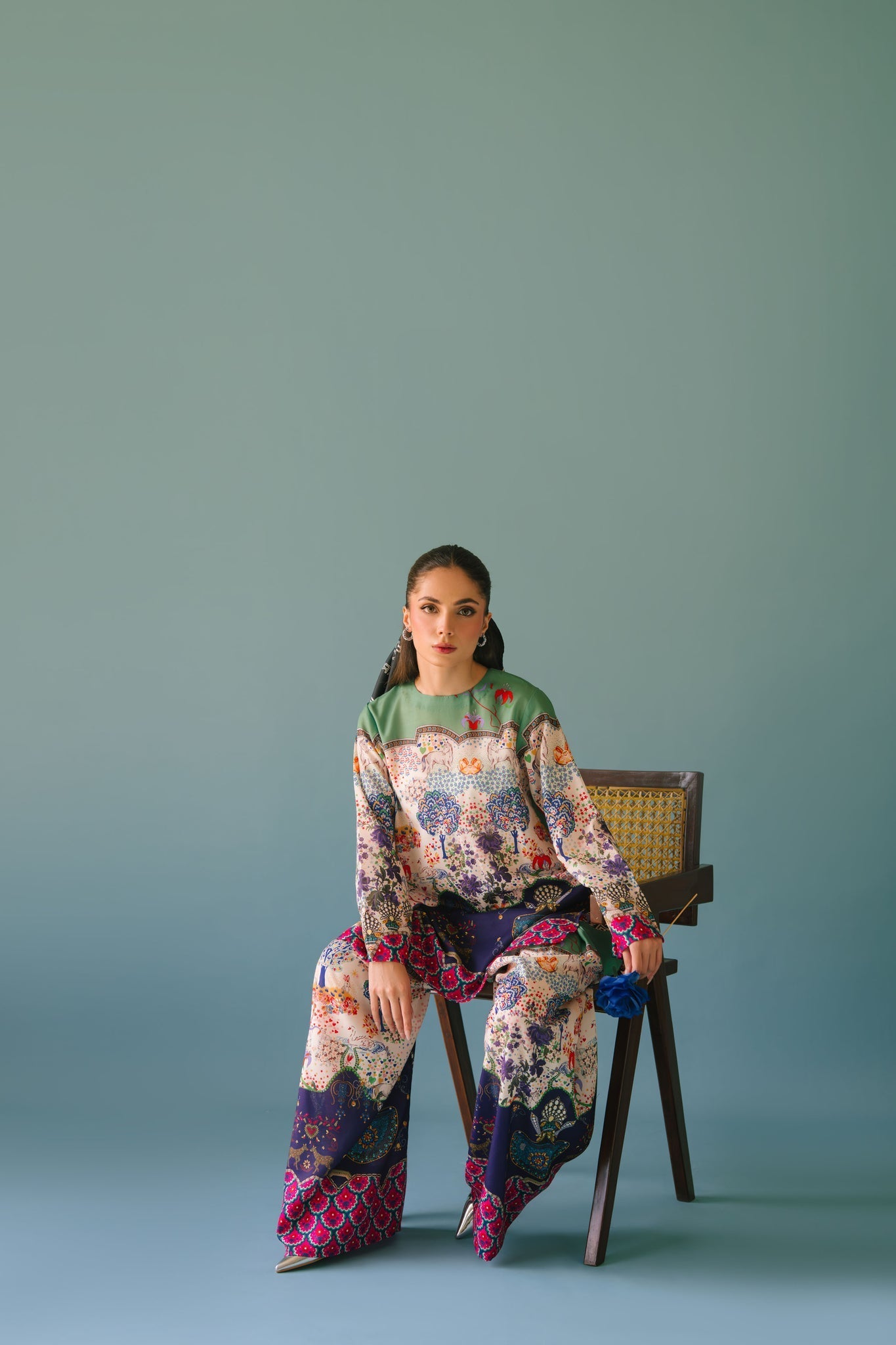 Sammy K | Lawn Pret 25 | Hanging Garden