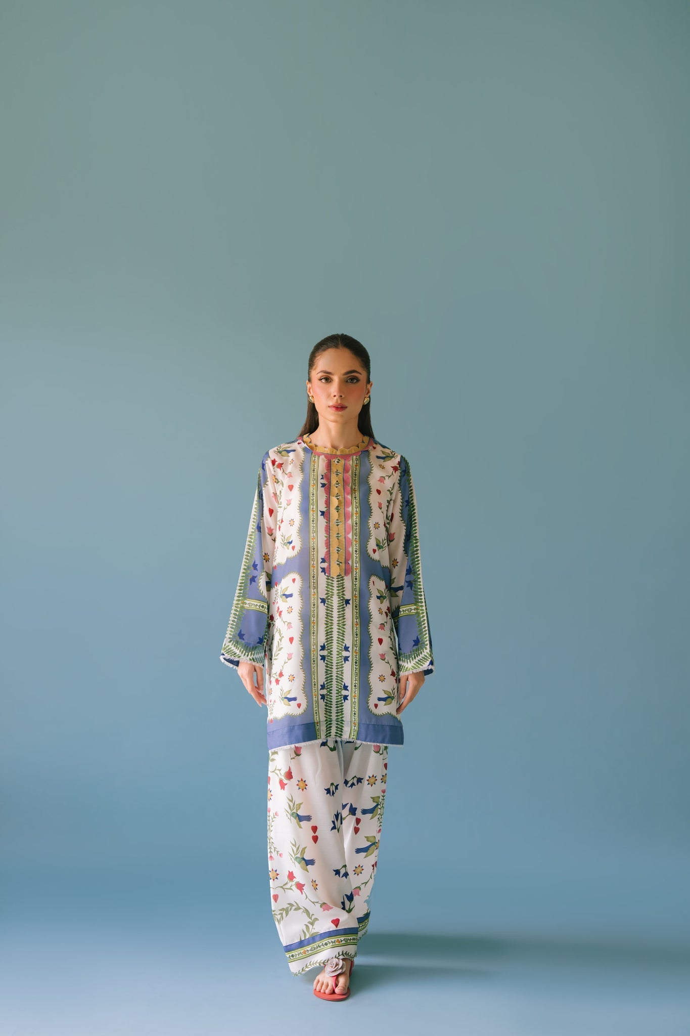 Sammy K | Lawn Pret 25 | flower bud
