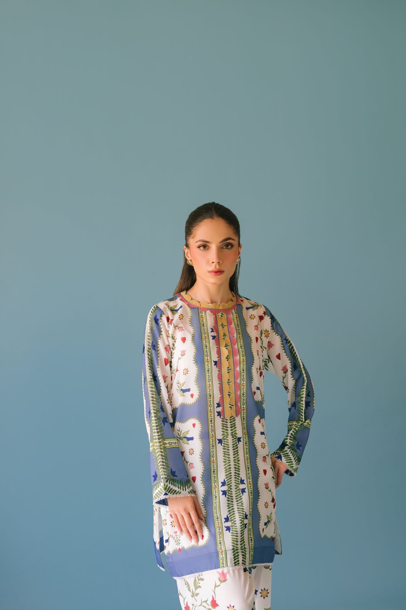 Sammy K | Lawn Pret 25 | flower bud