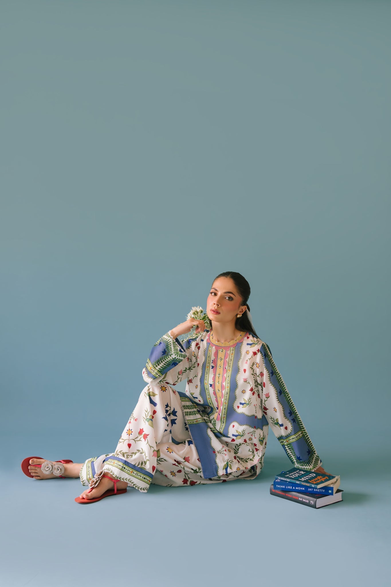 Sammy K | Lawn Pret 25 | flower bud