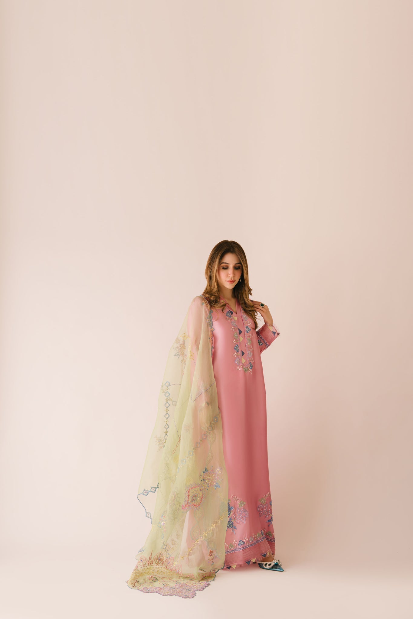Sammy K | Aadat Festive Edition |Spray Rose