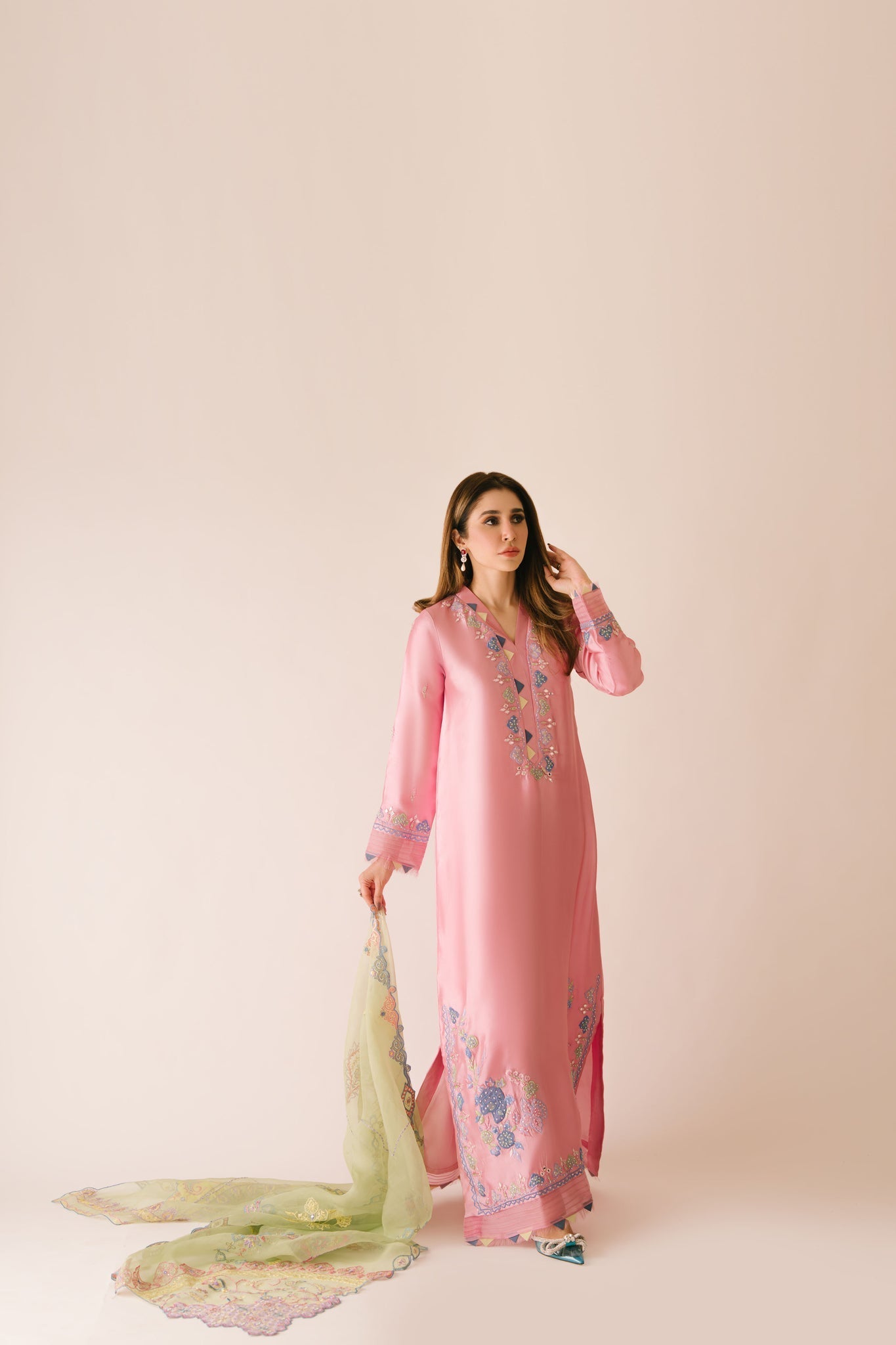 Sammy K | Aadat Festive Edition |Spray Rose