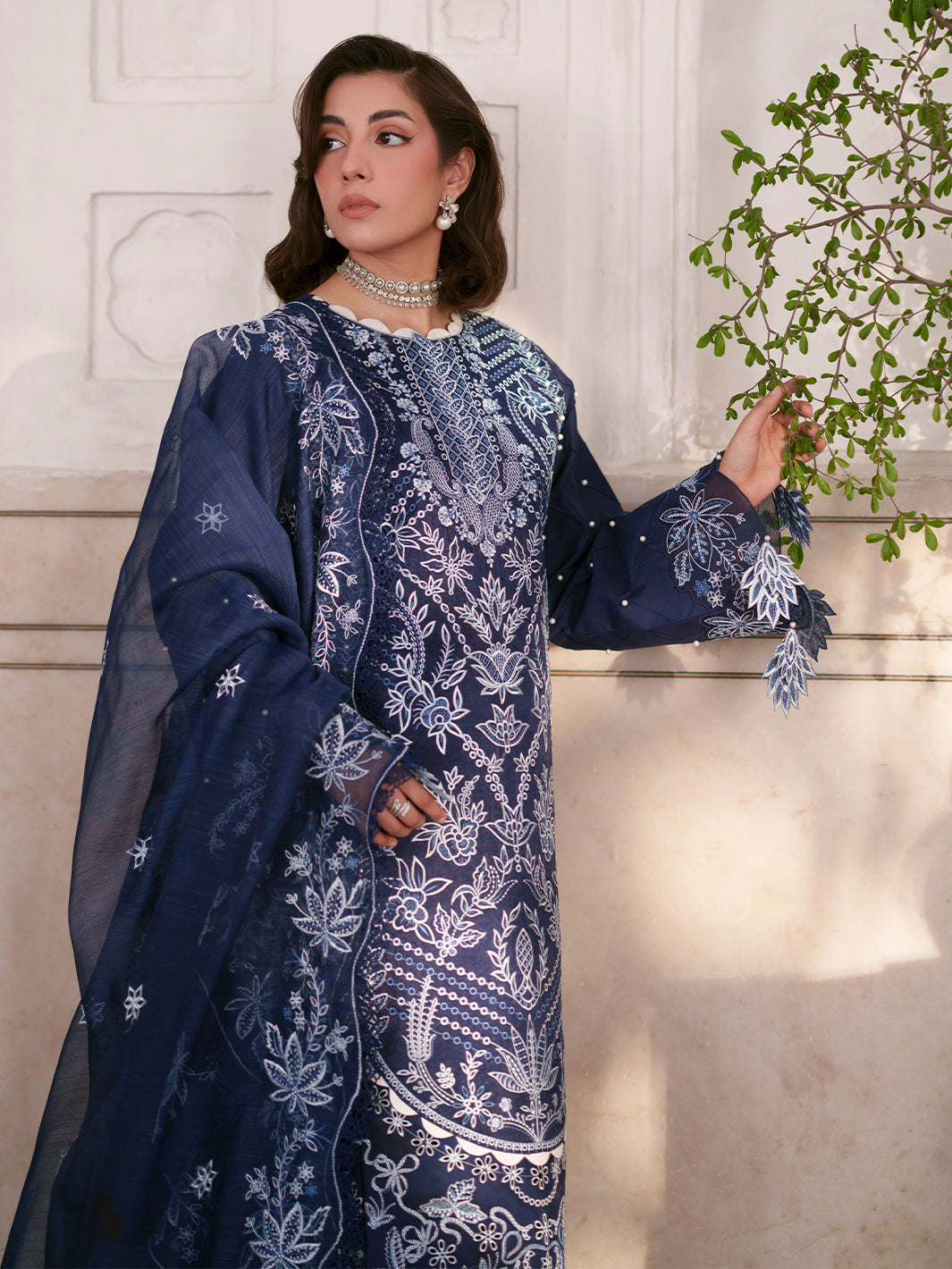 Mahnur | Nilofer Luxury Lawn 26 | NL-04