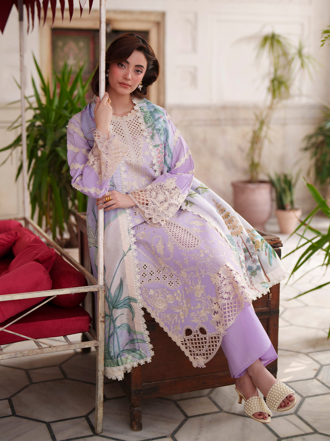 Mahnur | Nilofer Luxury Lawn 26 | NL-05