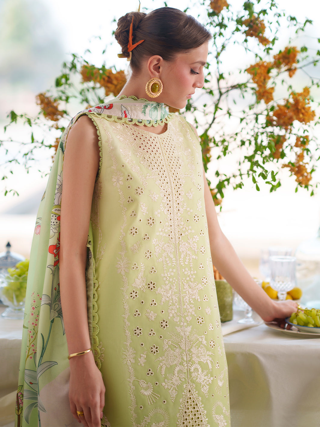 Mahnur | Nilofer Luxury Lawn 26 | NL-06