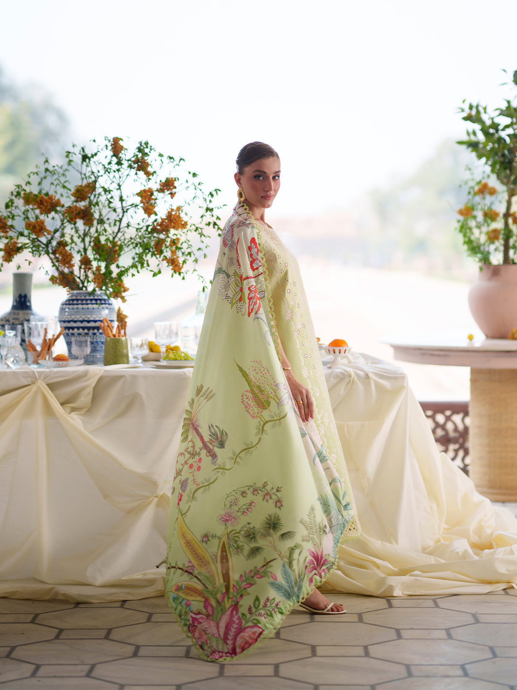 Mahnur | Nilofer Luxury Lawn 26 | NL-06