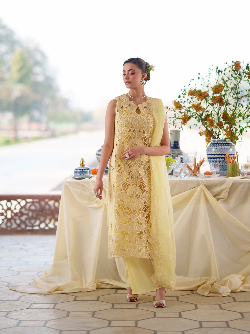 Mahnur | Nilofer Luxury Lawn 26 | NL-07