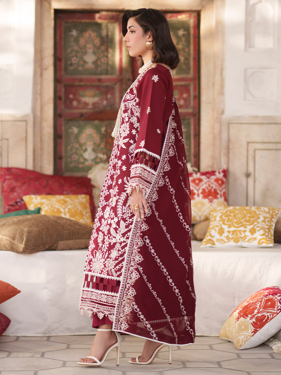 Mahnur | Nilofer Luxury Lawn 26 | NL-08