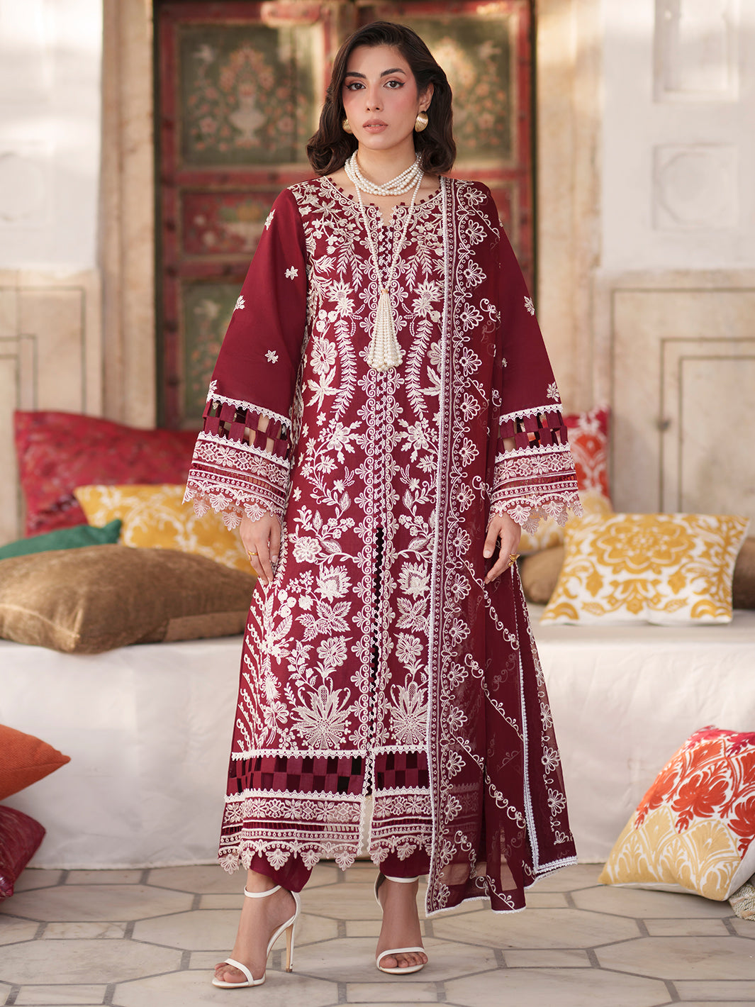 Mahnur | Nilofer Luxury Lawn 26 | NL-08