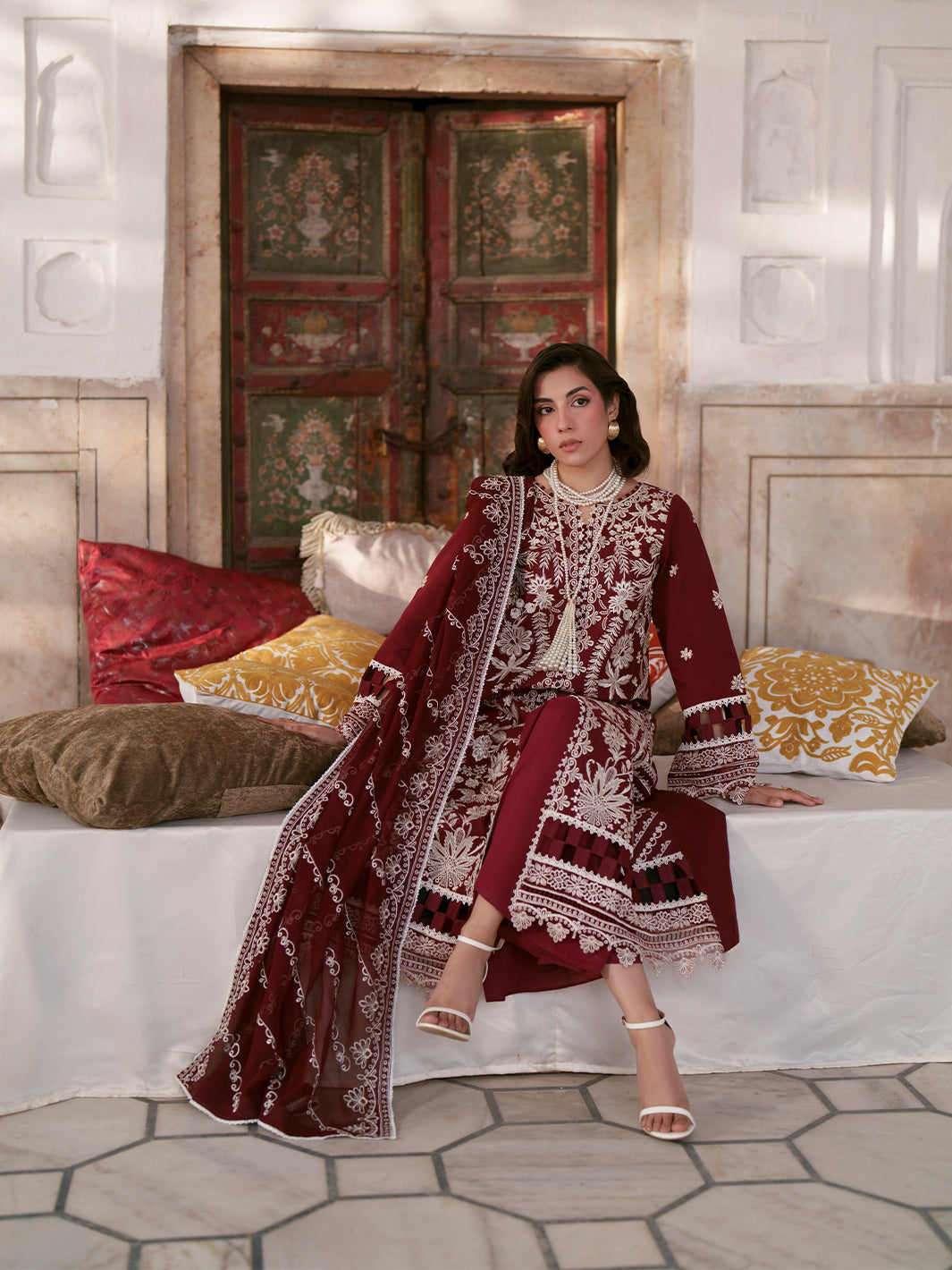 Mahnur | Nilofer Luxury Lawn 26 | NL-08