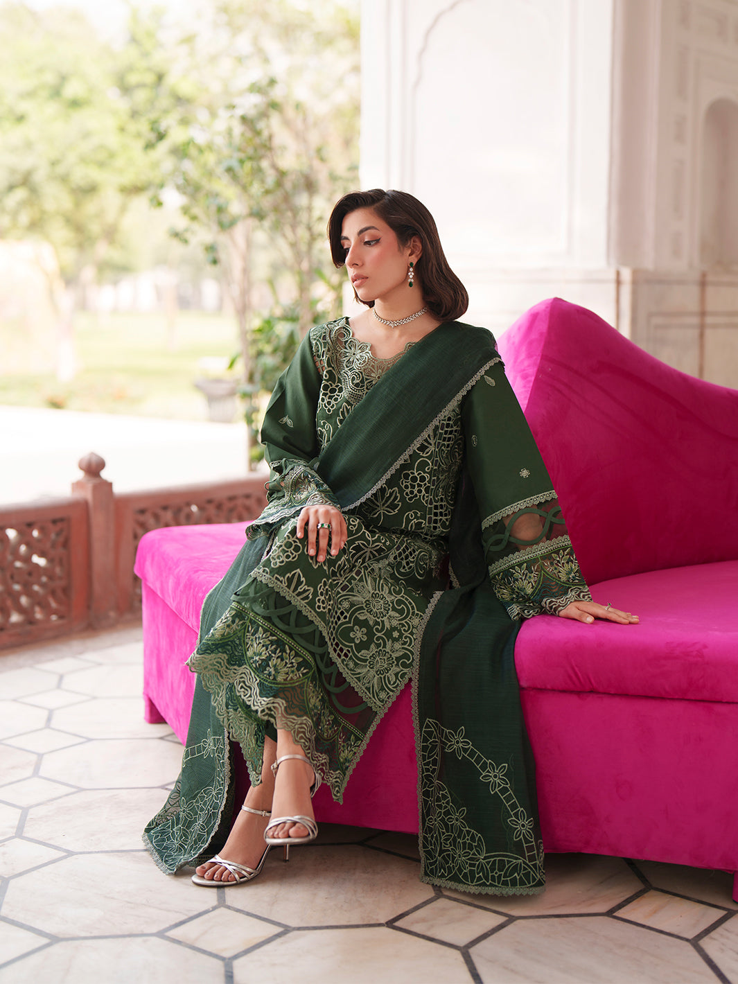 Mahnur | Nilofer Luxury Lawn 26 | NL-09