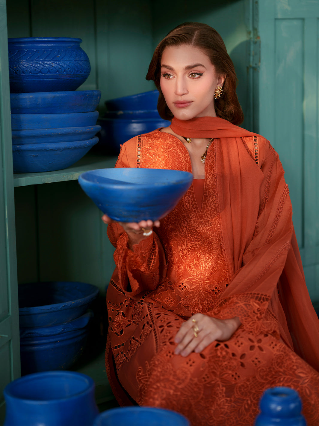Mahnur | Nilofer Luxury Lawn 26 | NL-11