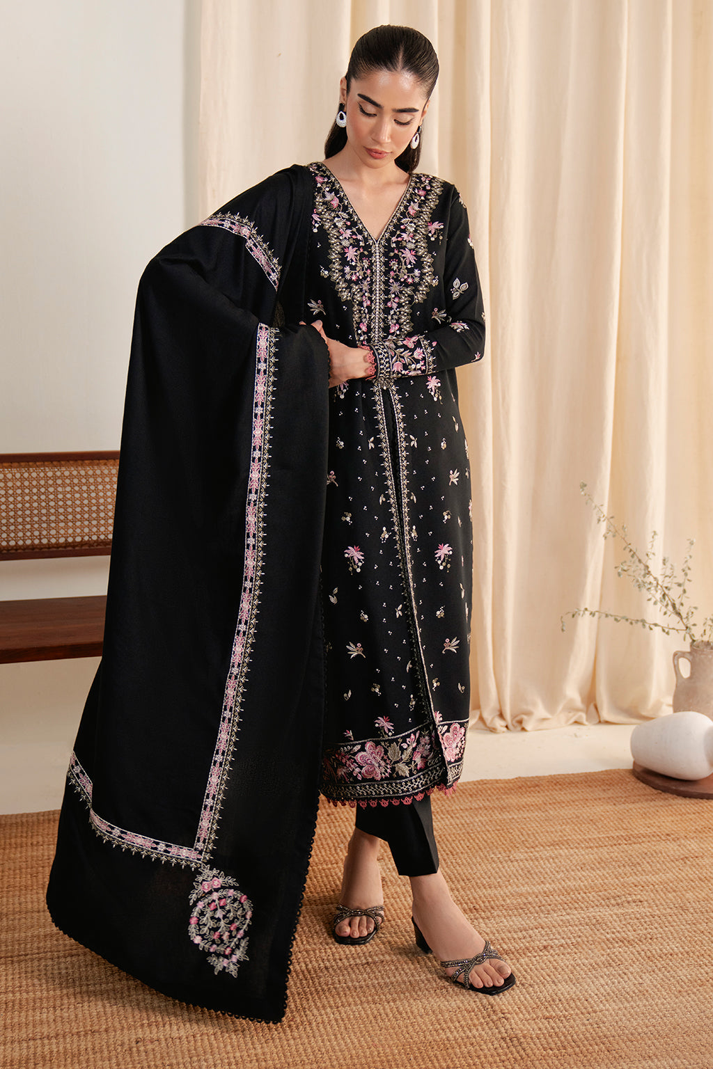 Neeshay | Fall Pret 24 | Noir Garden