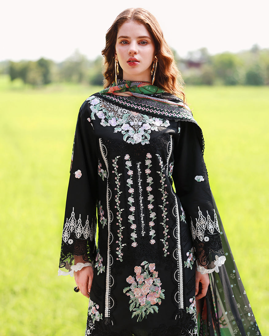 Mushq | The Secret Garden Lawn | Nightshade Bloom