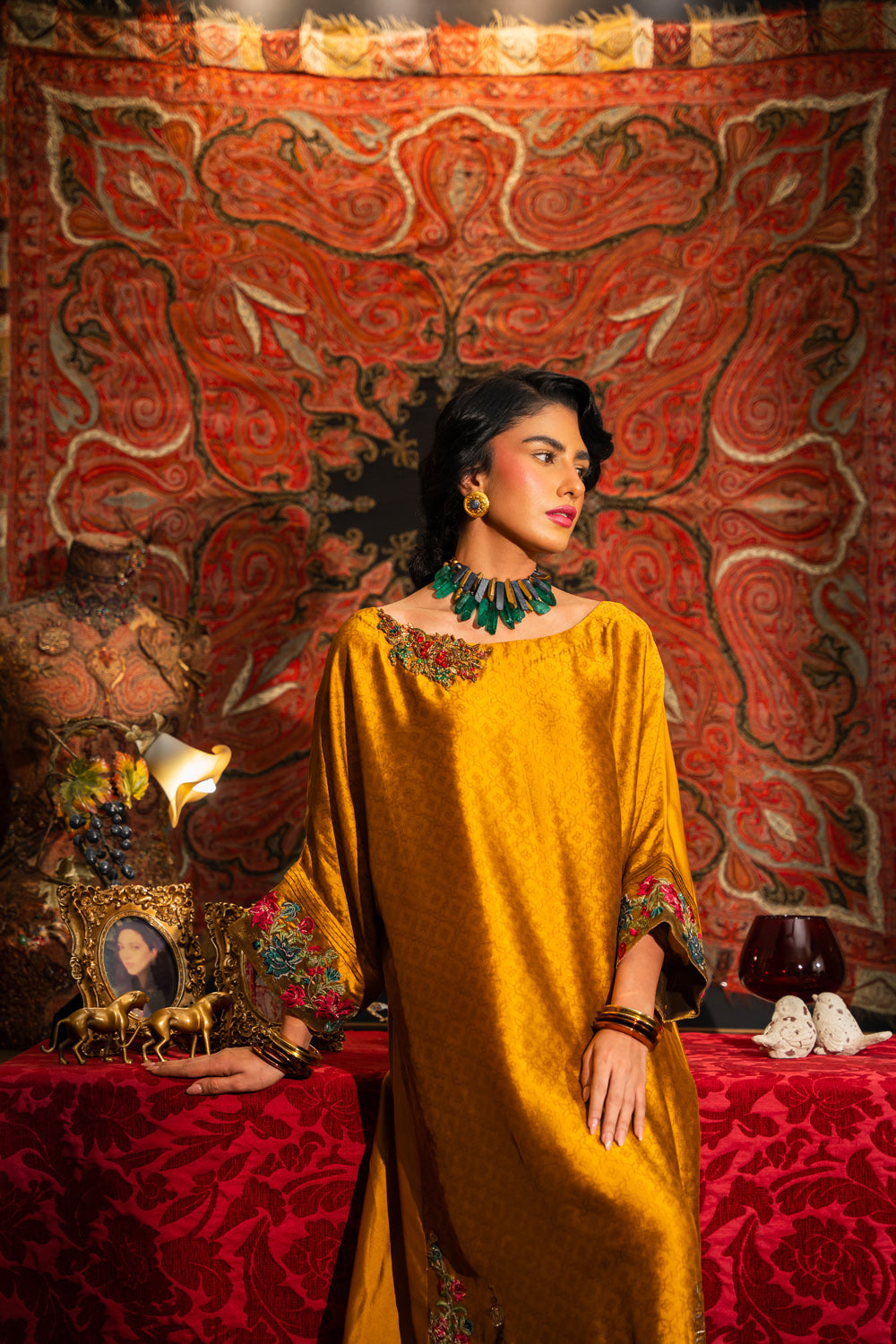 Nilofer Shahid | Aatish the Fire Within | Sunehri (1pc) â Aatish The Fire within