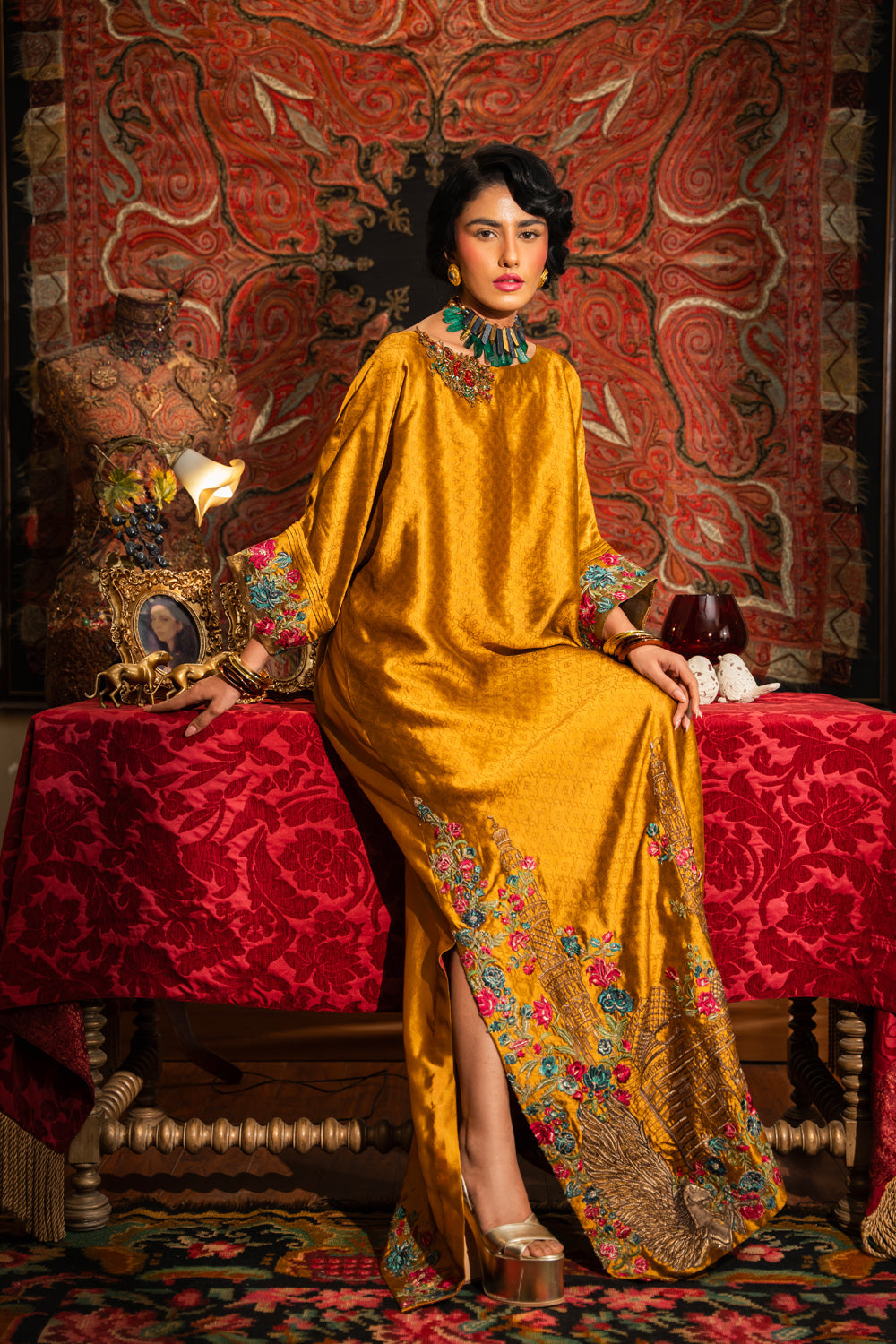Nilofer Shahid | Aatish the Fire Within | Sunehri (1pc) â Aatish The Fire within