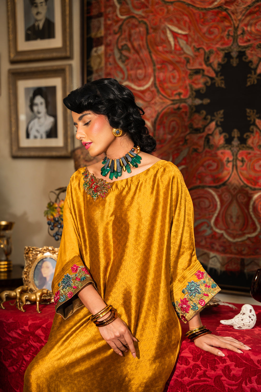 Nilofer Shahid | Aatish the Fire Within | Sunehri (1pc) â Aatish The Fire within