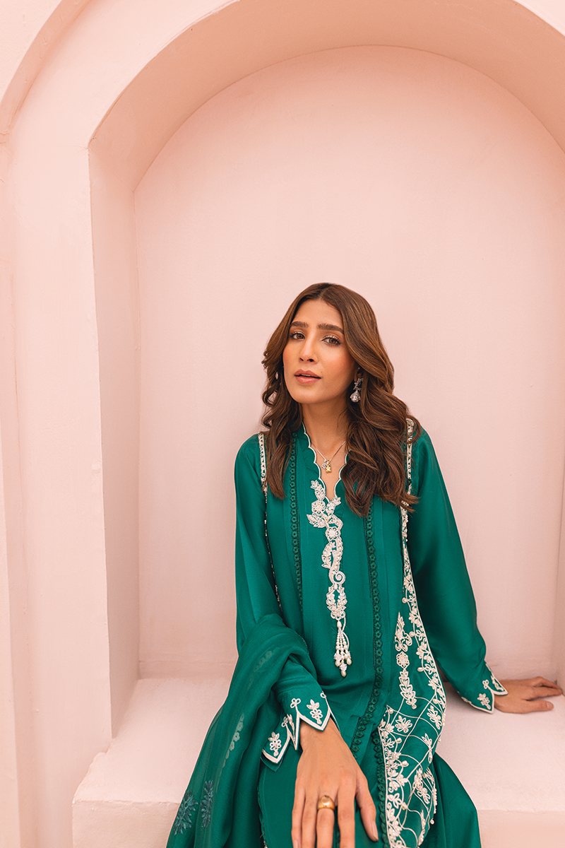 Sana Abbas | Luxury Pret | NURA