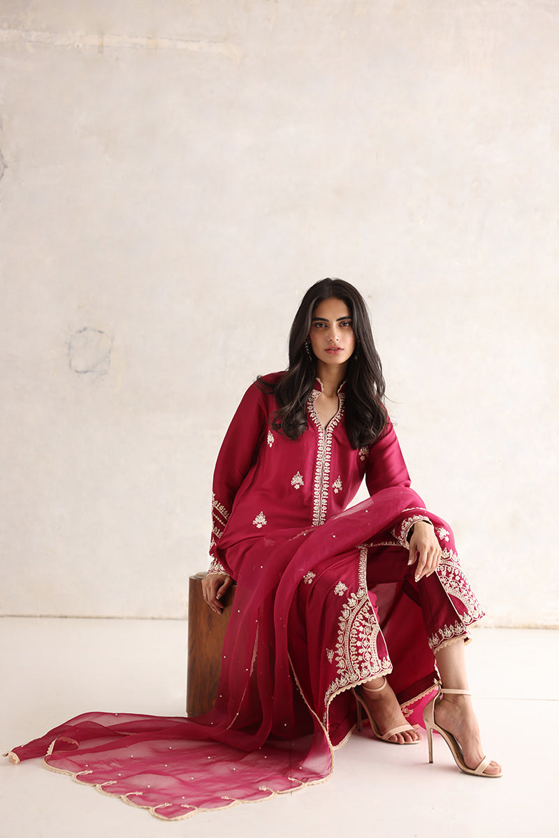Sana Abbas | Luxury Pret | Nuray