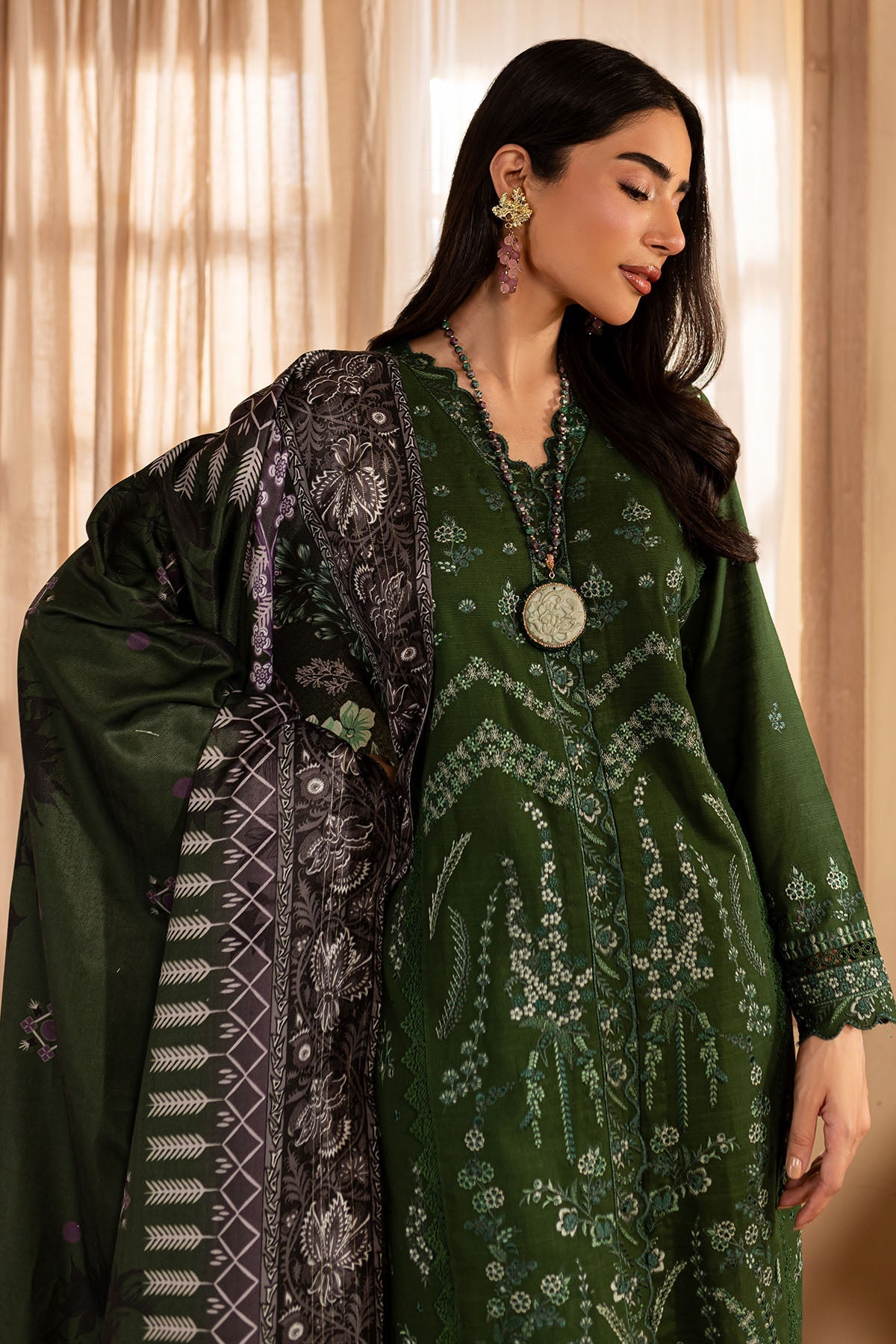 Nureh | Shades of Winter | NP-579