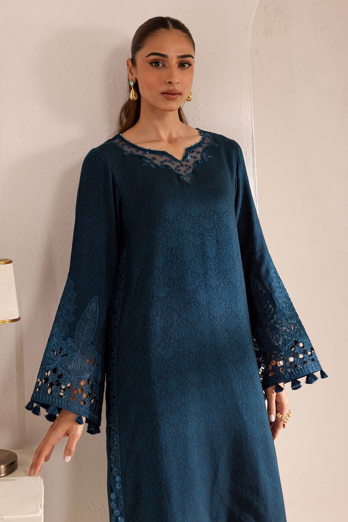 Nureh | Shades of Winter | NP-589