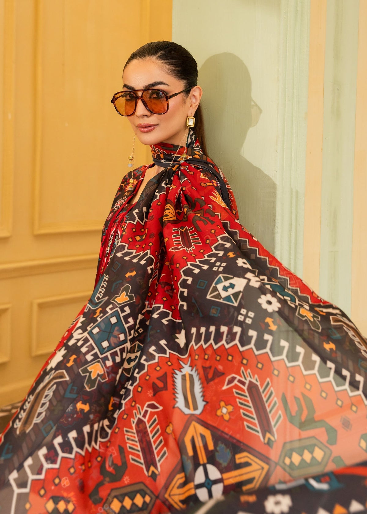 Maria Osama Khan | Retro 26 | Eliora