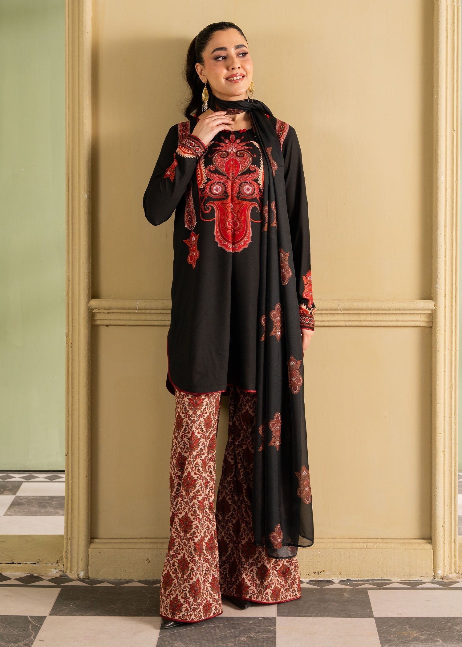 Maria Osama Khan | Retro 26 | Fiora