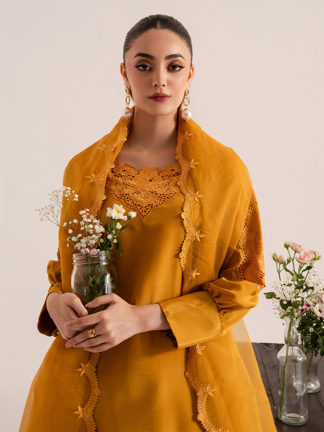 Izel | The Silk Chapter | Ochre