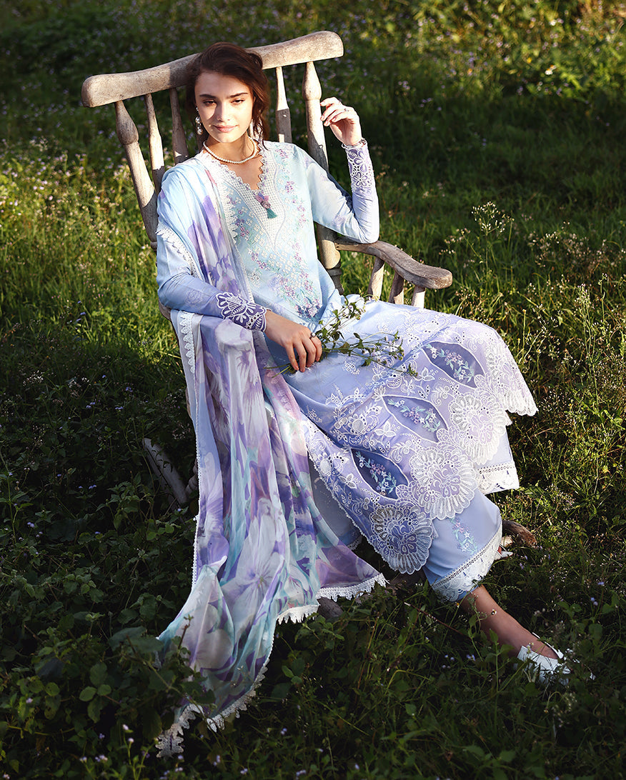 Mushq | Solace Ombre Chikankari | Ombre Whisper