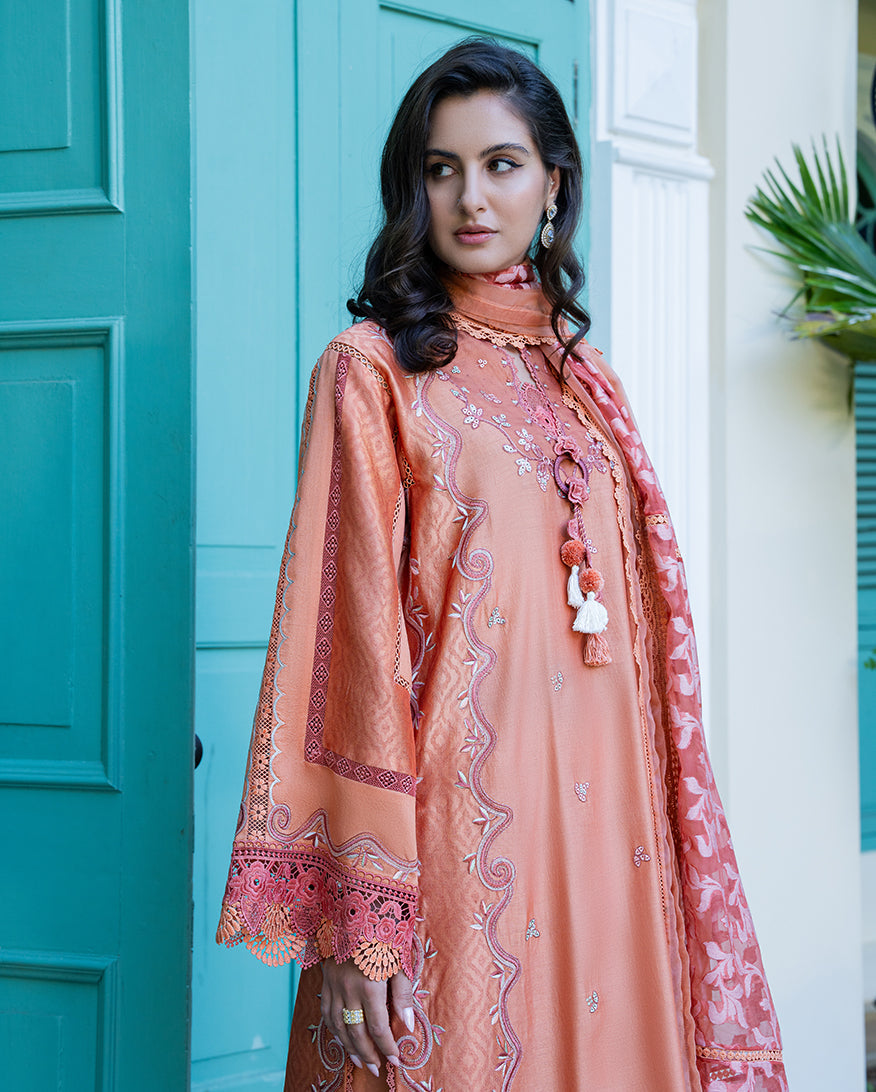 Mushq | Euphoria Pret | Peach Reverie