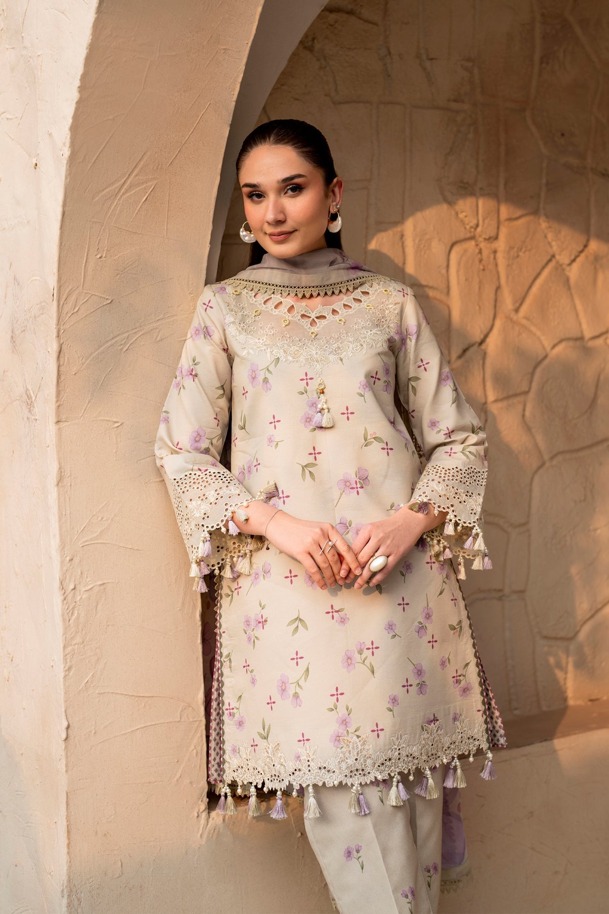Alizeh | Levana Lawn | Pesto
