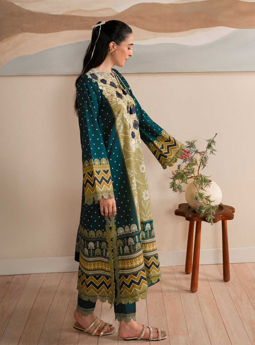 Roheenaz | Selene Fall 24 | Ember