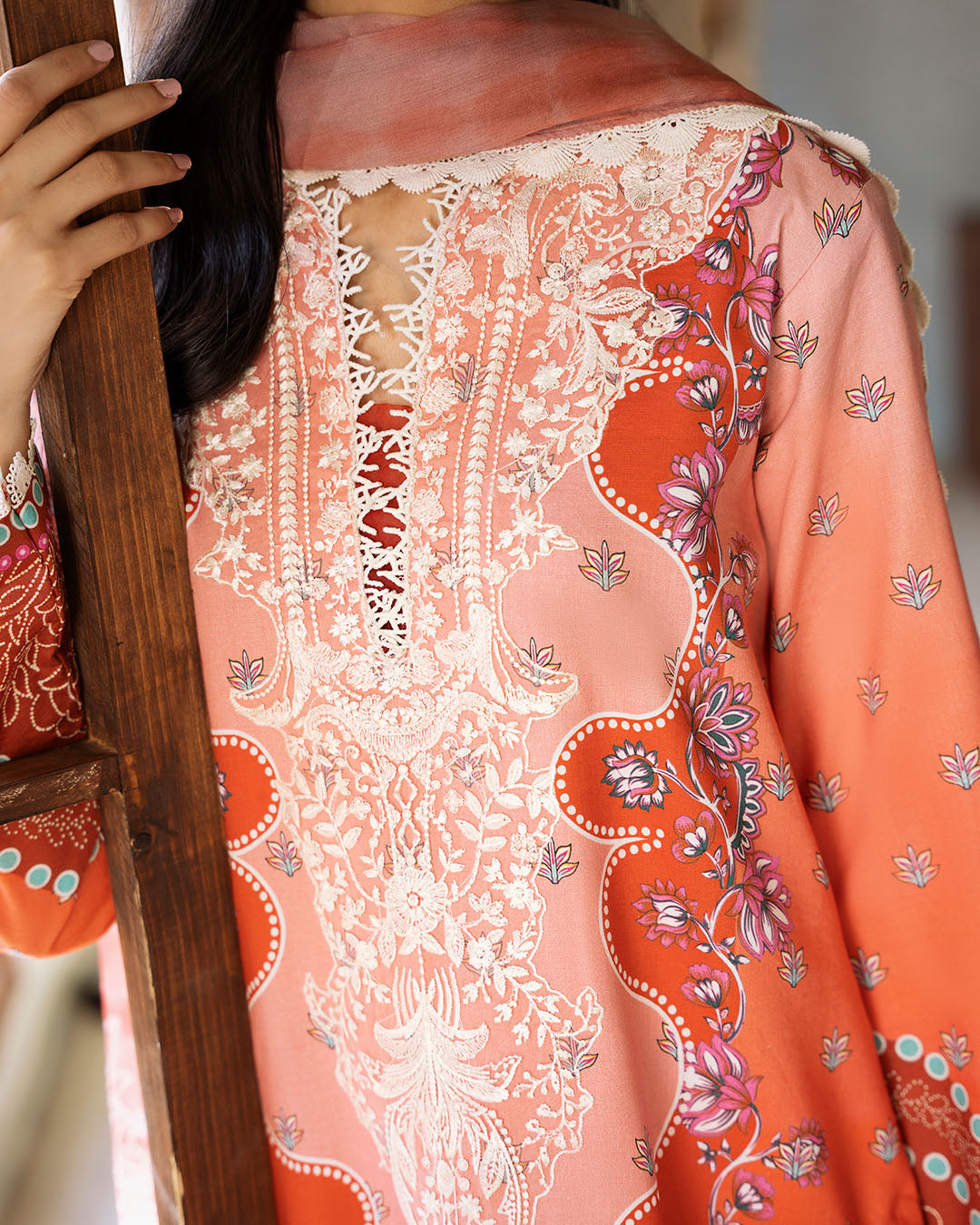 Roheenaz | Flora Printed Lawn | Serenade