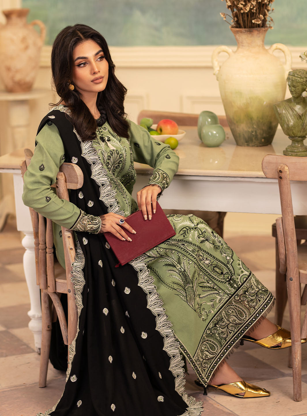 Roheenaz | Meraki Winter Collection | Olivia
