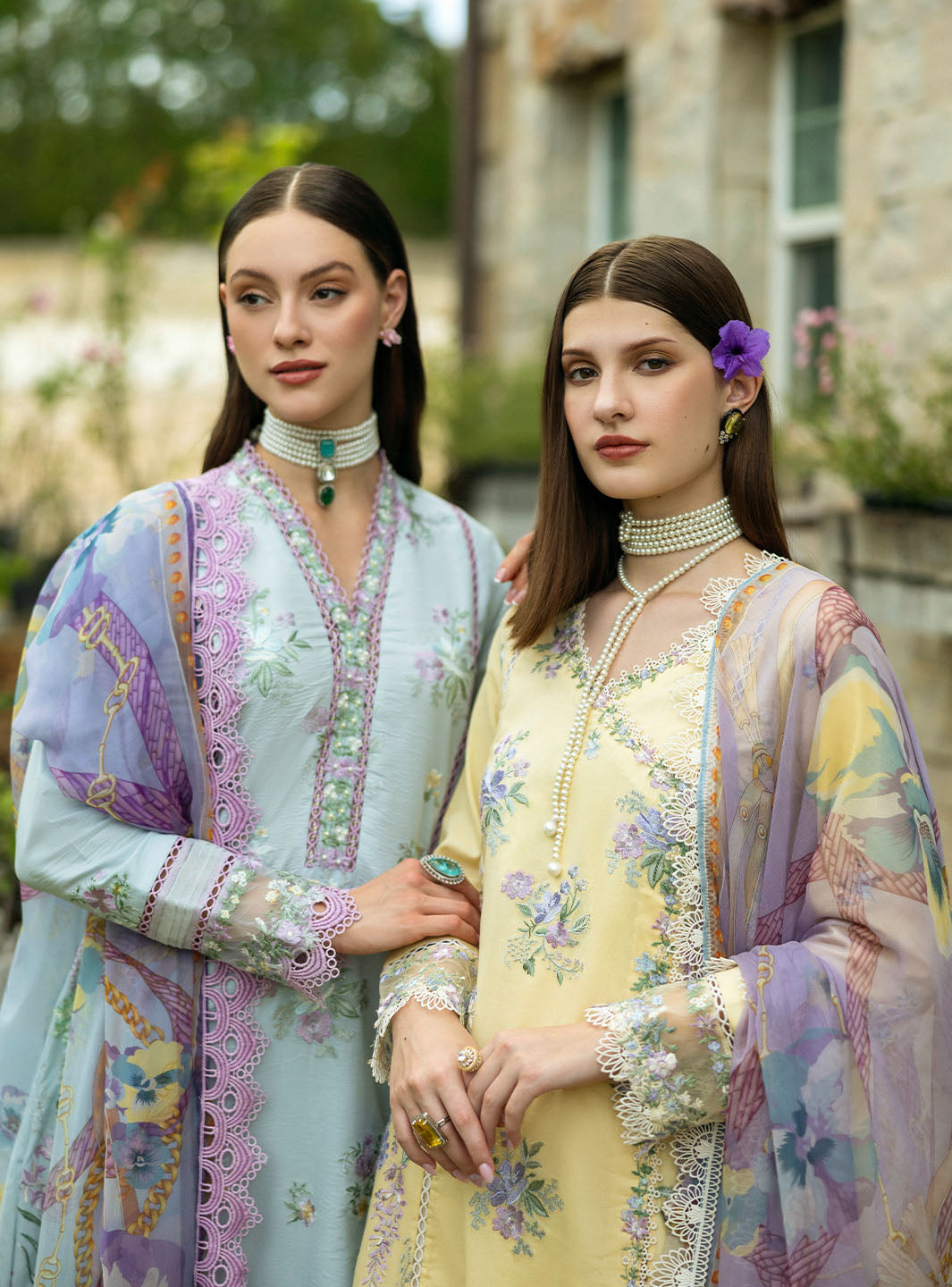 Roheenaz | Flanerie Lawn 25 | Emilie-4B