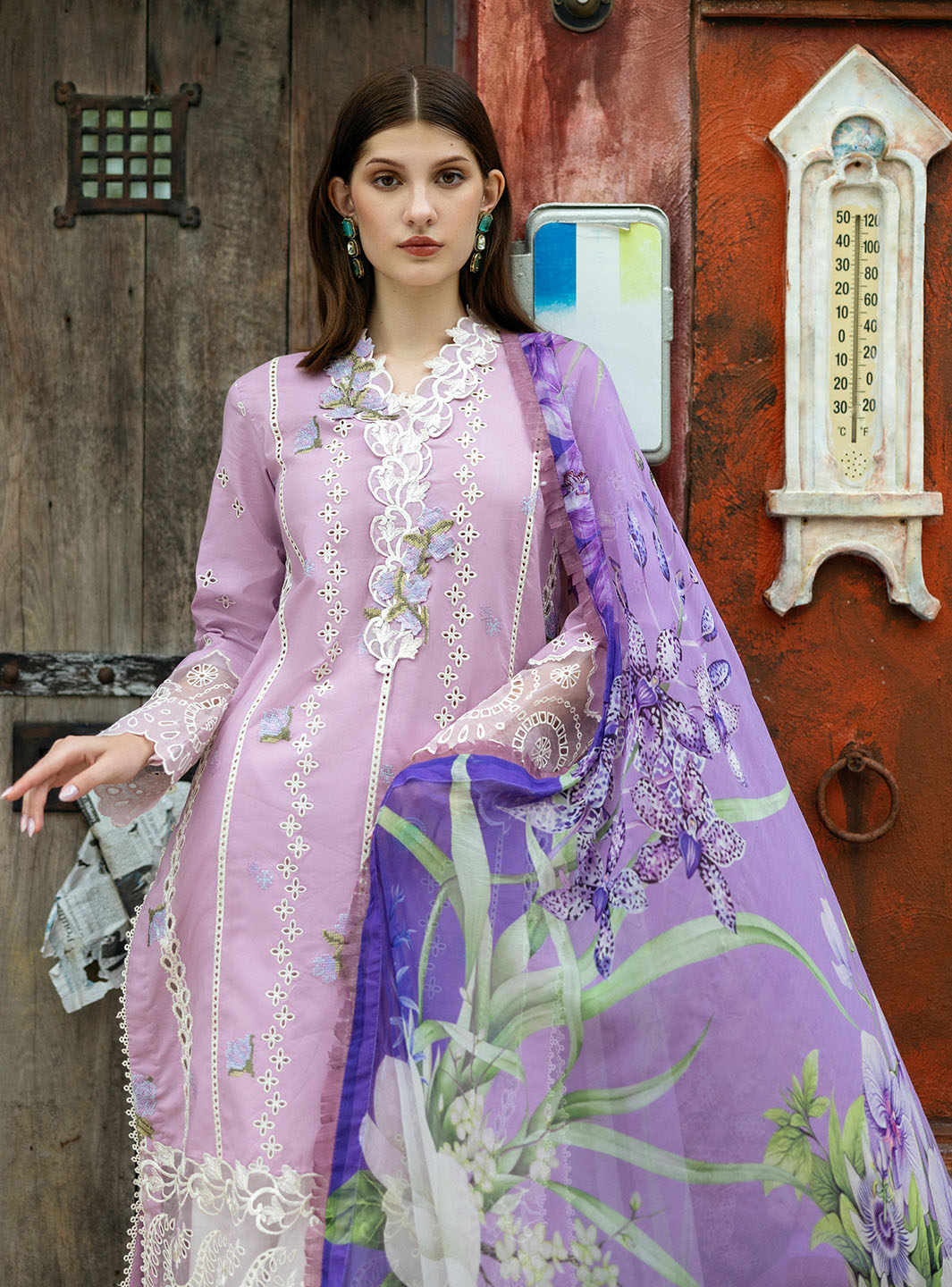 Roheenaz | Flanerie Lawn 25 | Ines-7A