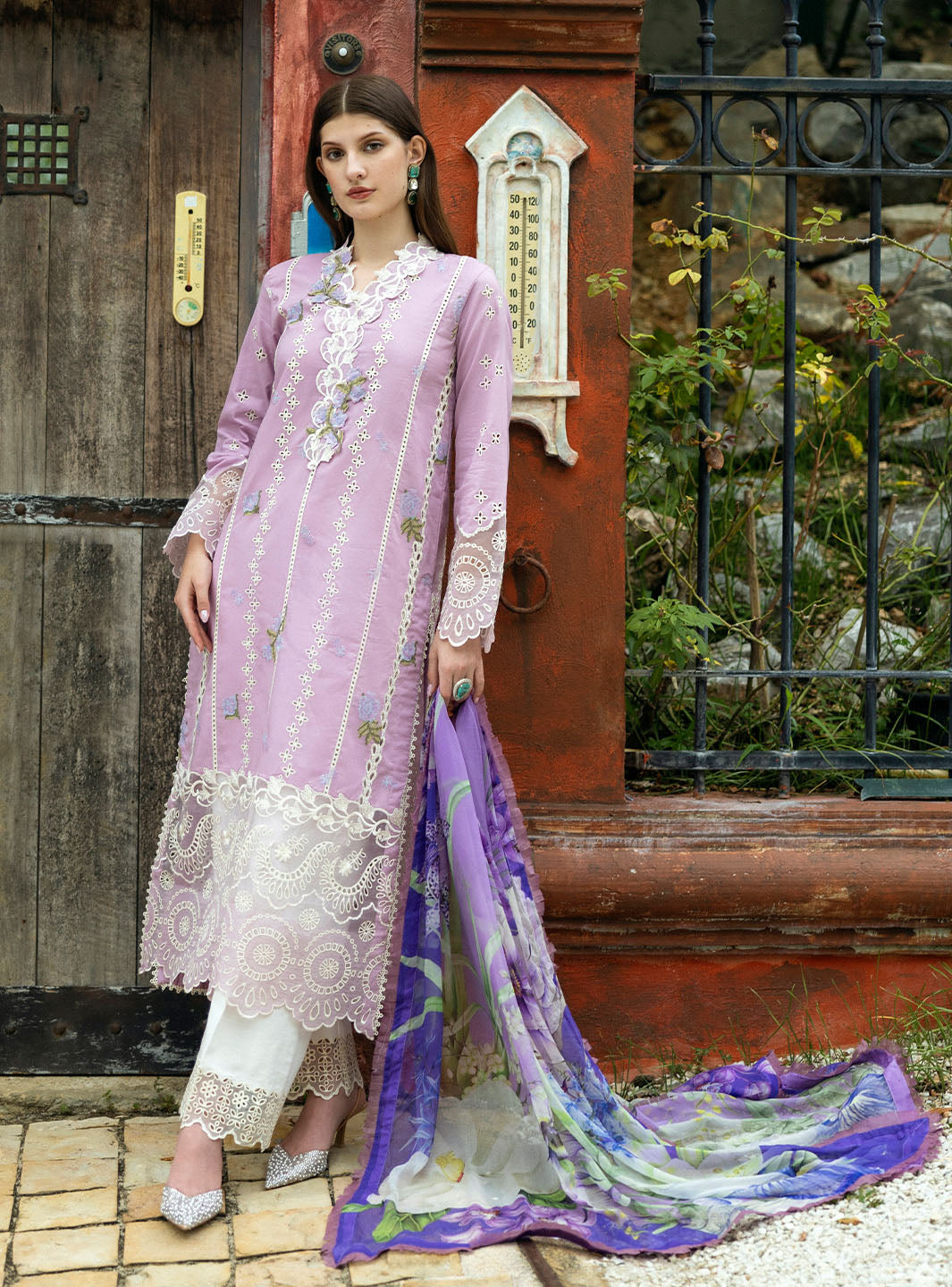 Roheenaz | Flanerie Lawn 25 | Ines-7A
