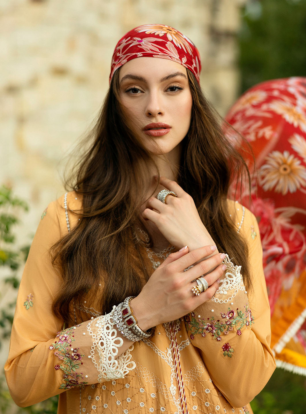Roheenaz | Flanerie Lawn 25 | Patricia-8A