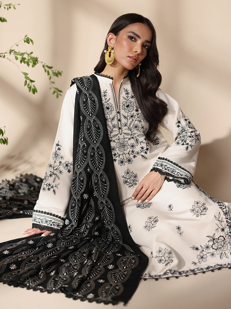 Rajbari | Nissa Embroidered Shawl | Embroidered Shawl Series 08