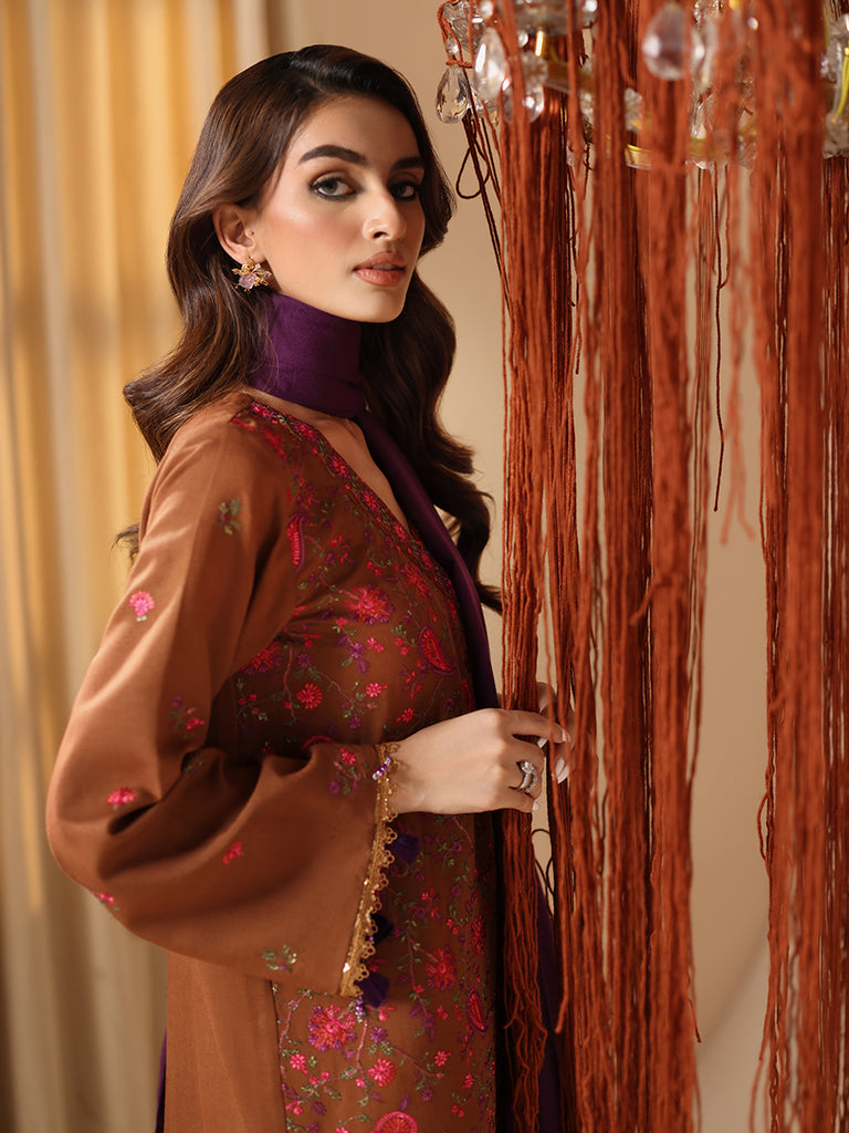 Rajbari | Nissa Embroidered Shawl | Embroidered Shawl Series 09