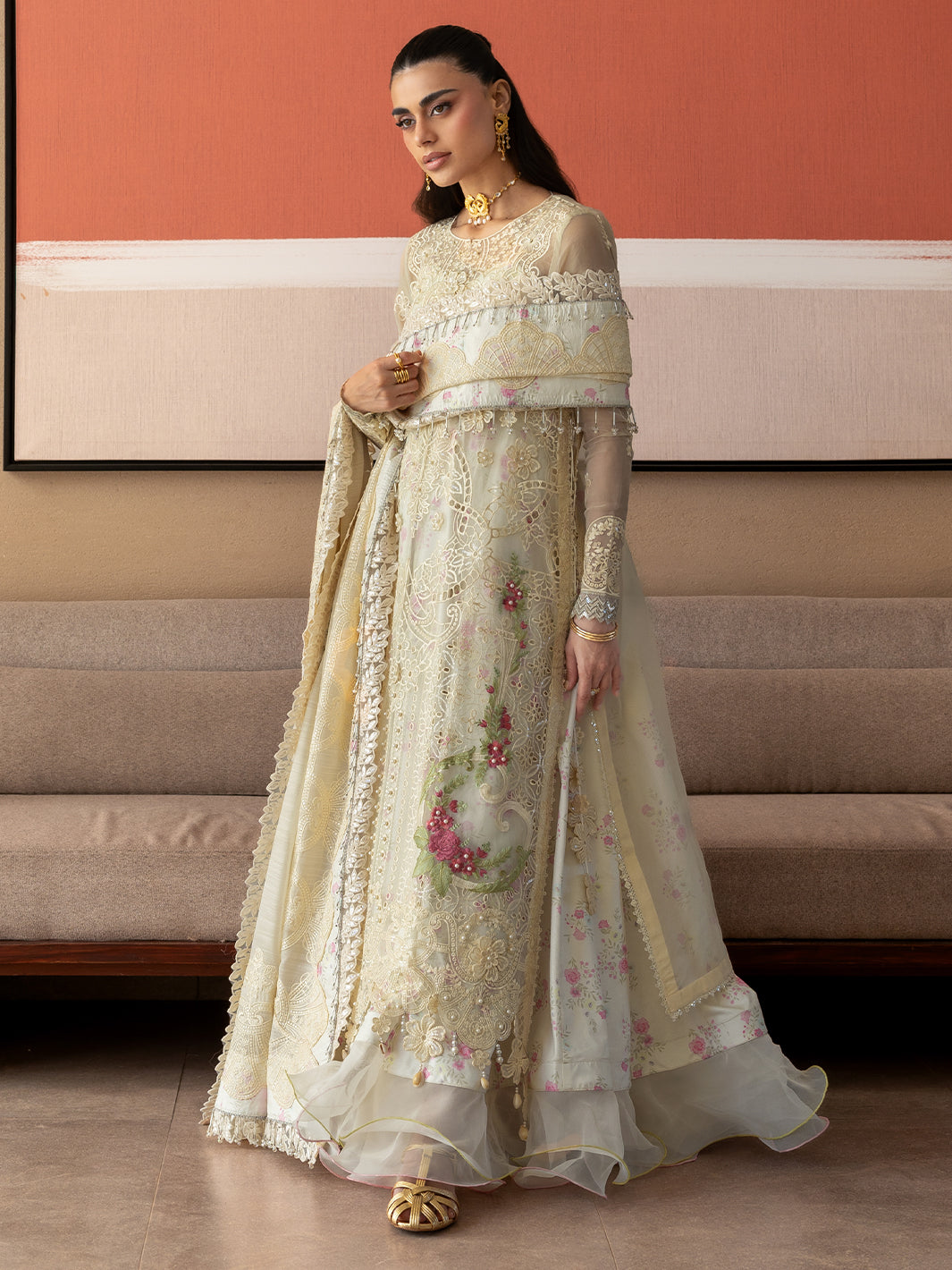 Mahnur | Sirene Luxury Lawn 26 | S-010