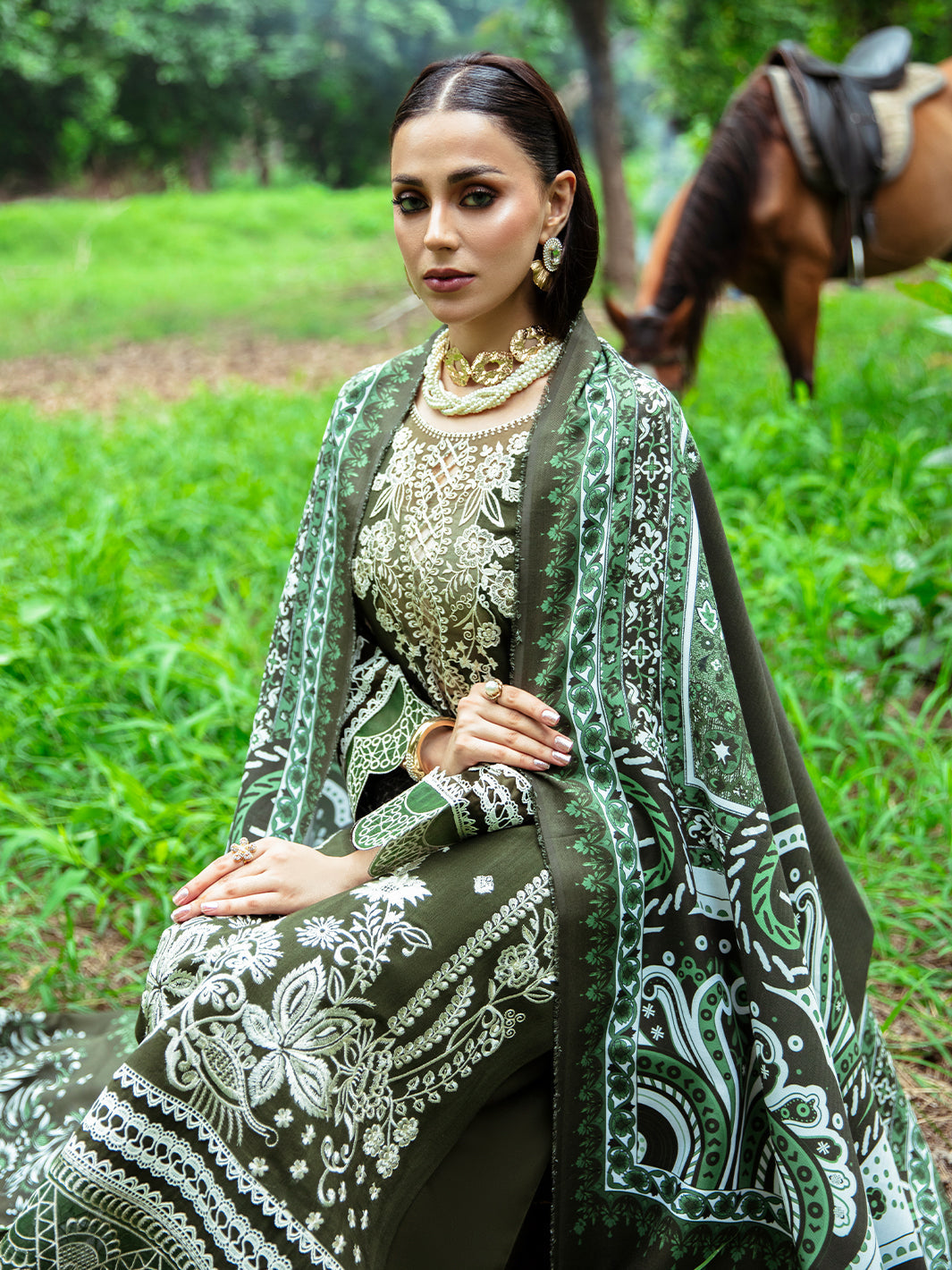 Mahnur | Hazel Winter 24 | SAGE