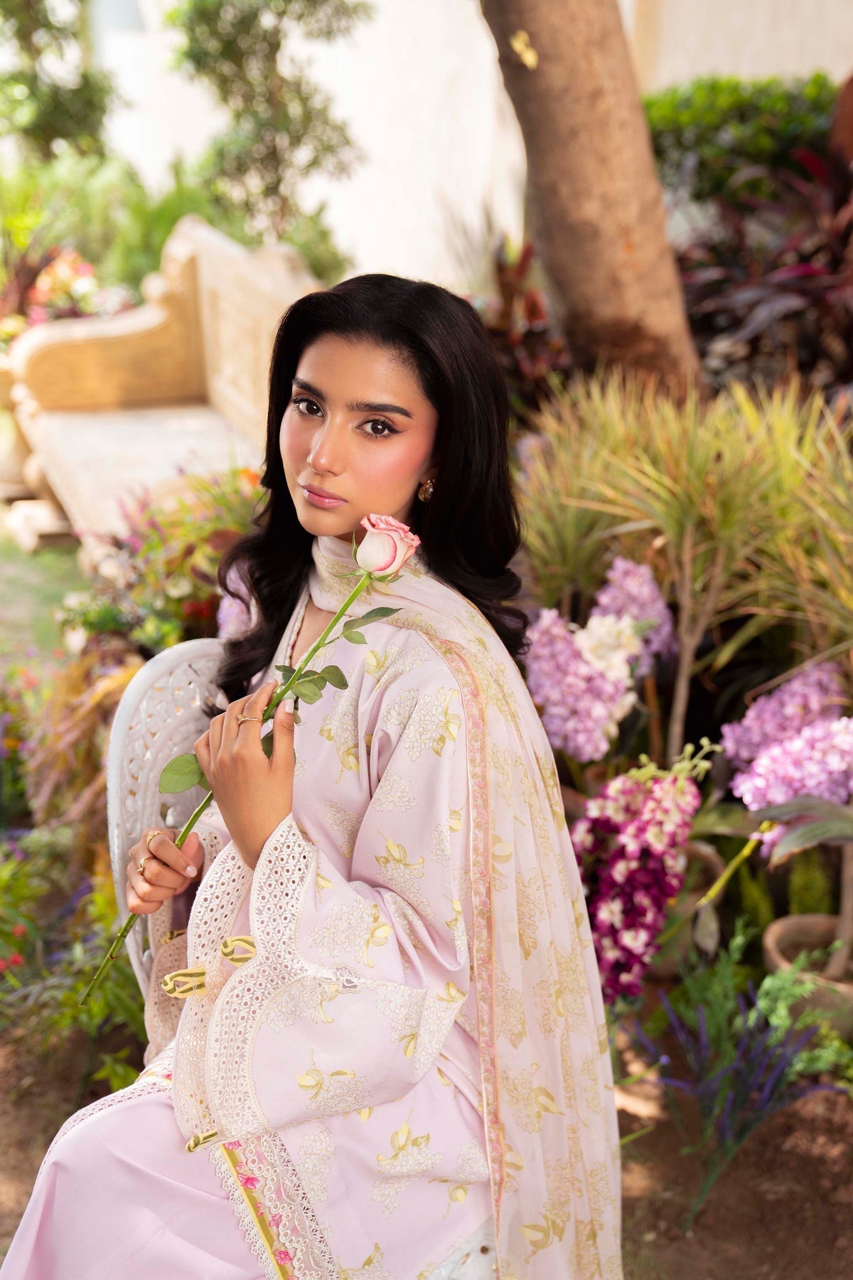 Sable Vogue | Lila Lawn 25 | SAL-02-25