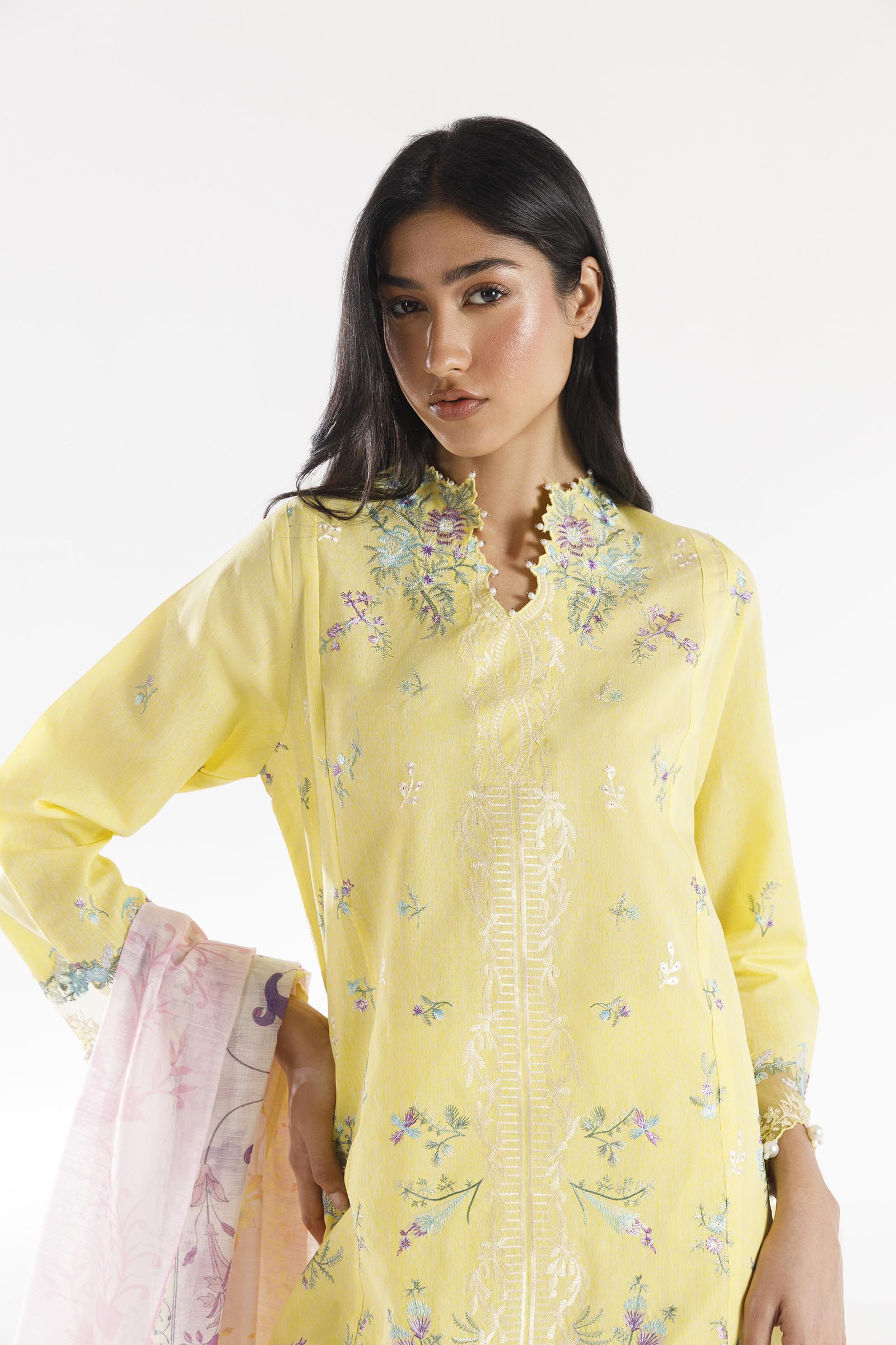 Sana Safinaz | Luxury Pret | Muzlin Lawn Suit SC26MUZ111BP3