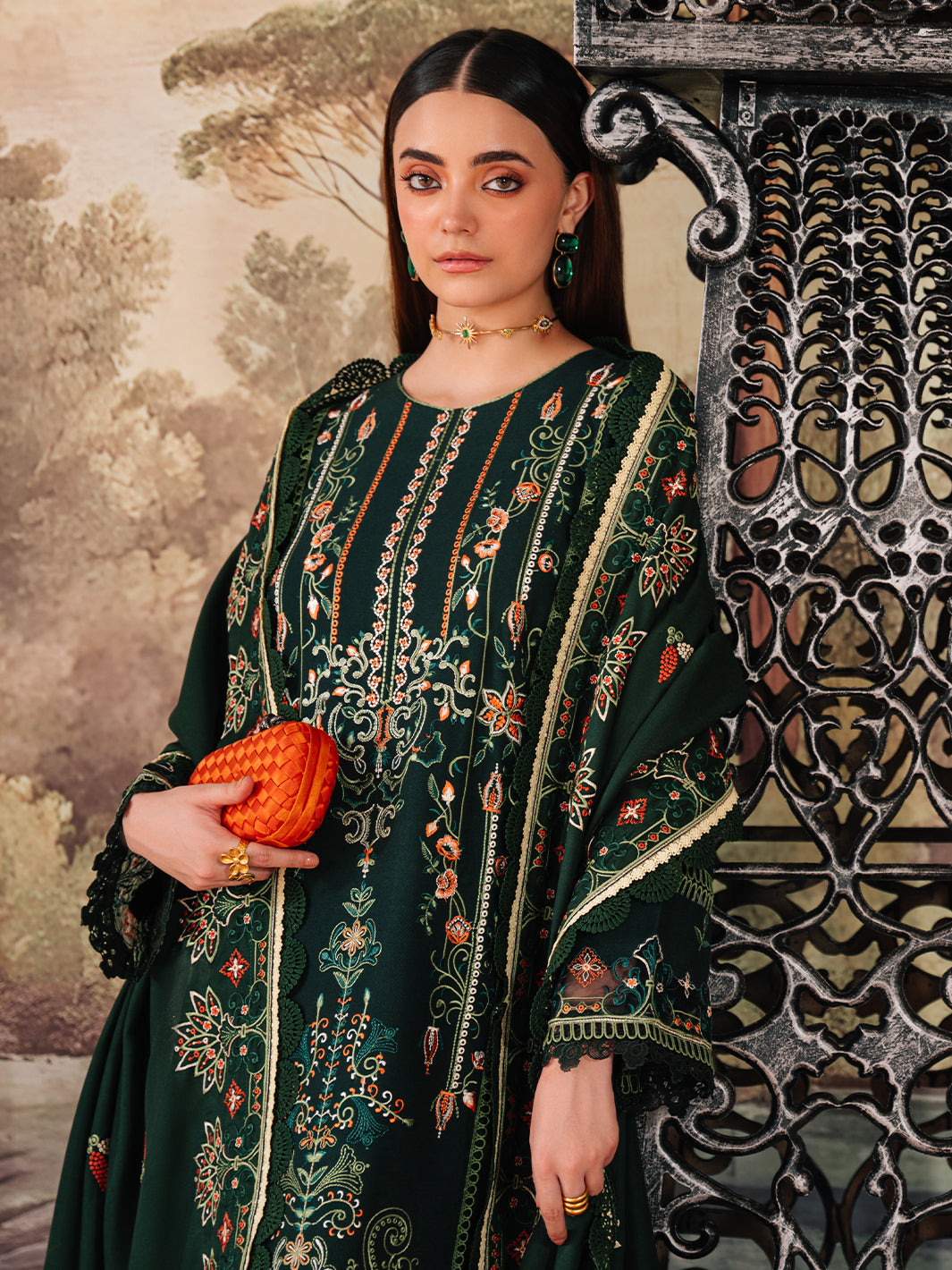 Mahnur | Secret Garden Karandi 25 | SG-007