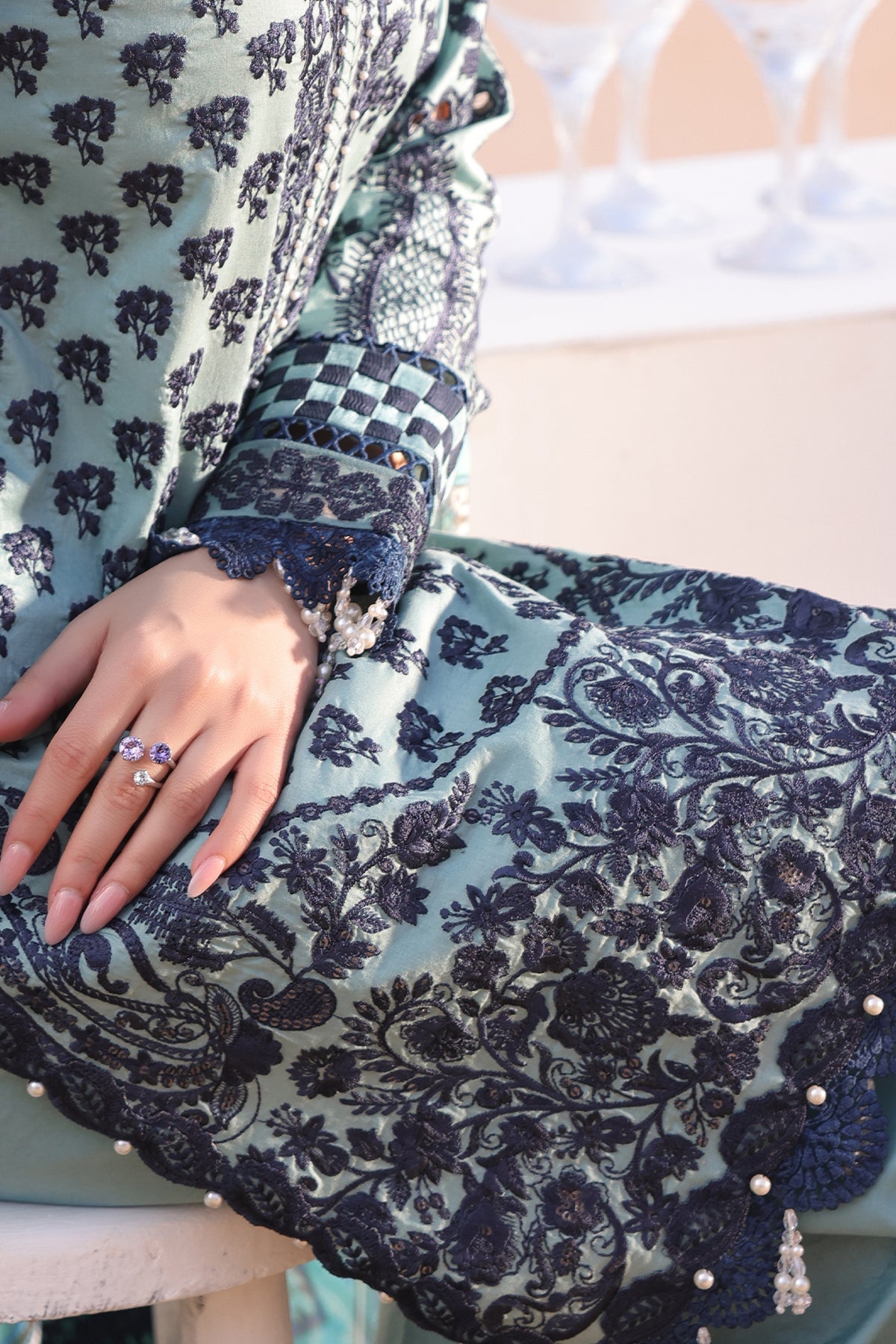 Imrozia Premium | Hania Luxury Lawn 25 | SL 75 A Parizay