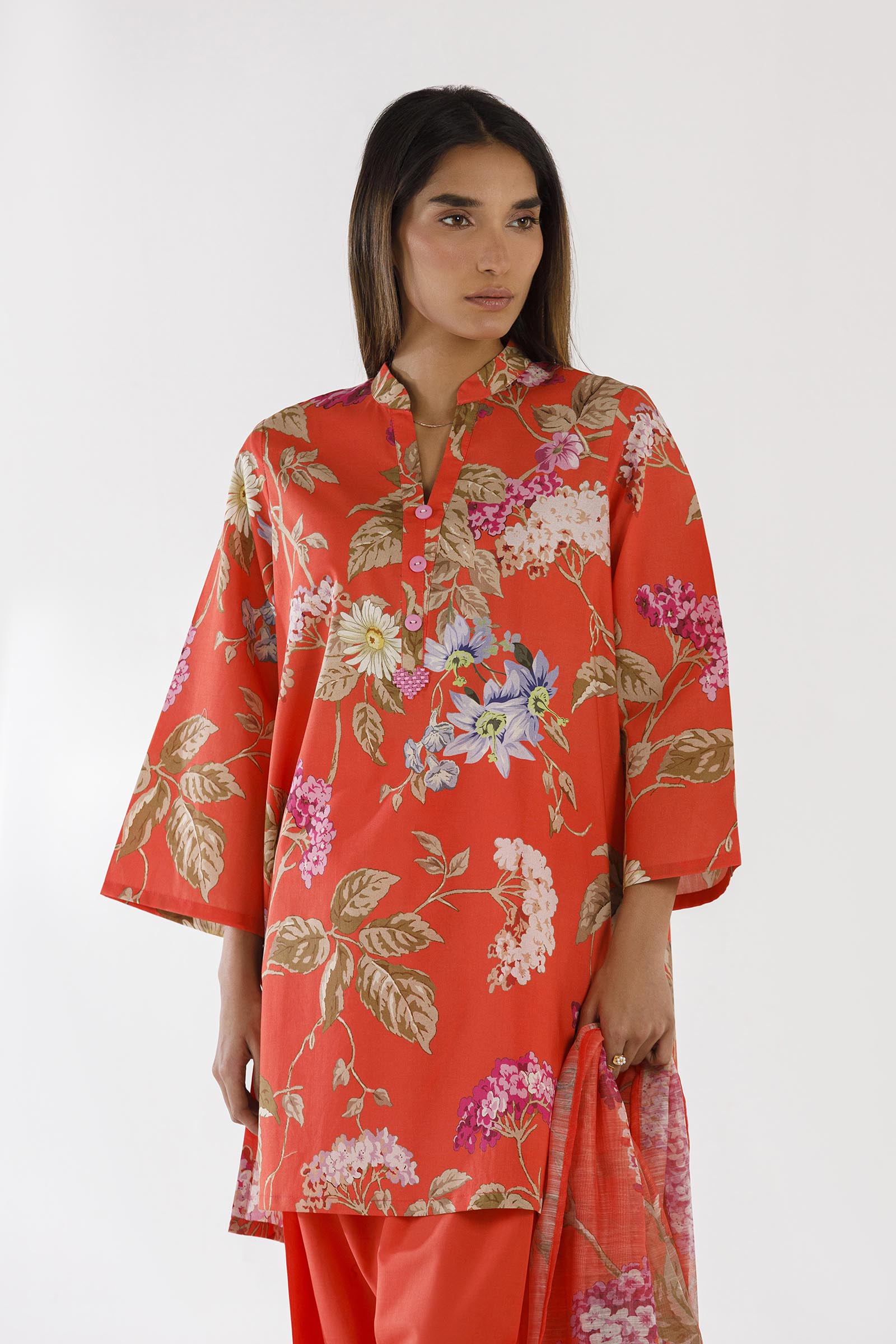 Sana Safinaz | Luxury Pret | Muzlin Lawn Suit SS26MHY102AP3